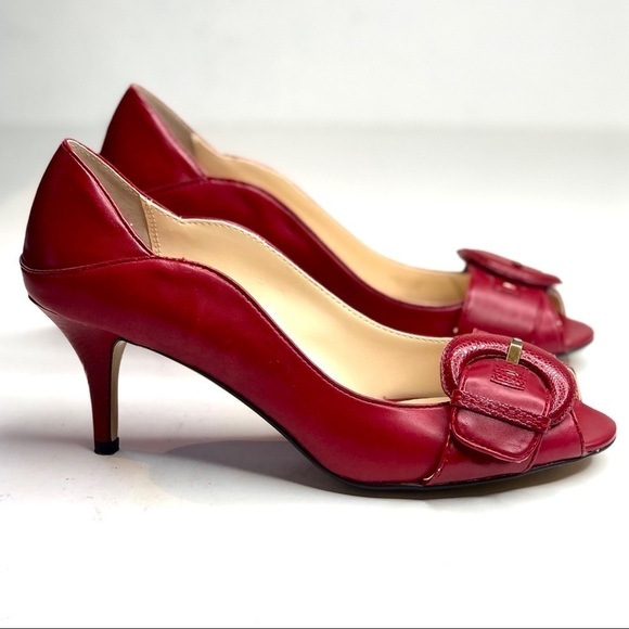 Max Studio Maldives dark red peep toe heels retro oversized buckle size 8 - Picture 2 of 11